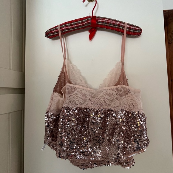 FREE PEOPLE Right Rhythm Sequin Cami - colour: Champagne Combo, size L NWT - Picture 6 of 8